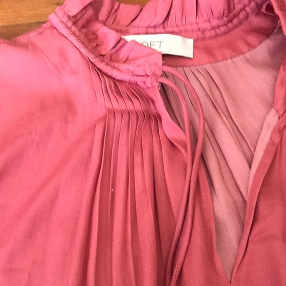 Sleeveless blouse - Picture 4 of 6